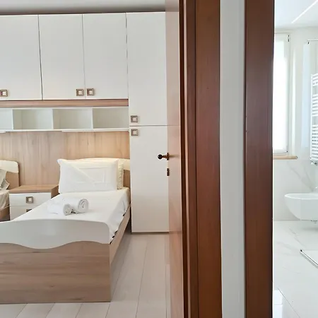 Sg Family - Casa Sabrina * بسكييرا ديل غاردا